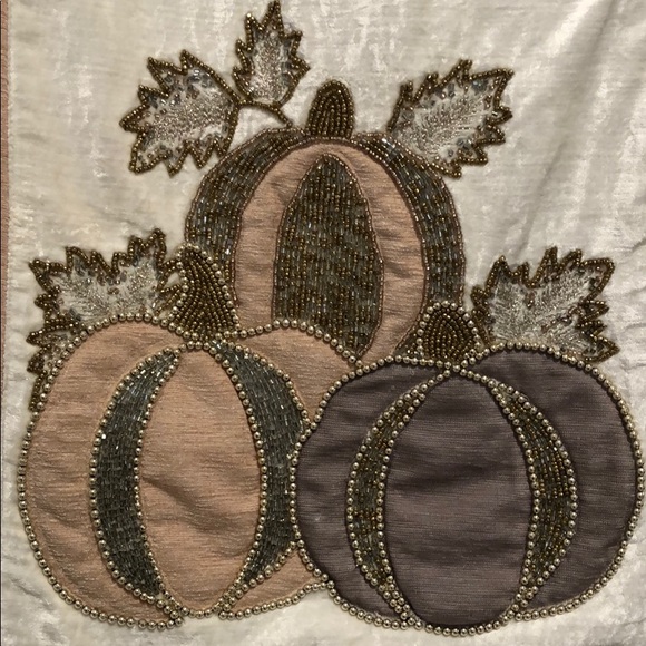 Fancy Beaded Velvet Table Runner - Picture 3 of 5